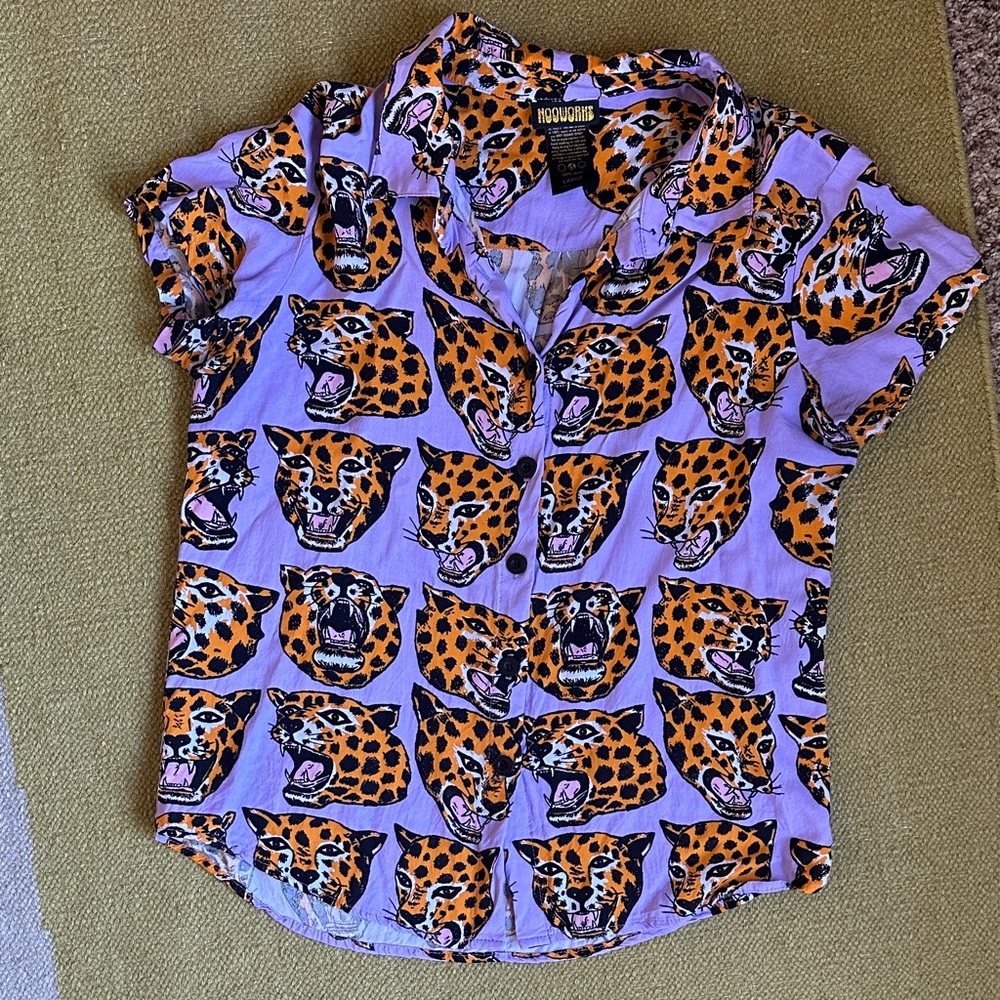 Nooworks Cheetah Head Button-down Shirt